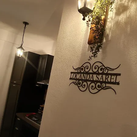 Sarel, Intera Casa 4 5 Bagni 14 Posti Letto بيت للعطل